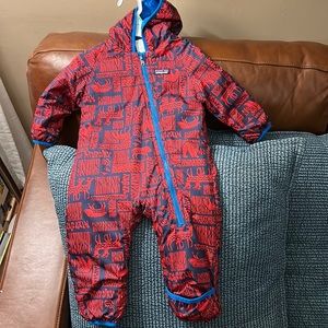 Patagonia reversible bunting puff ball
